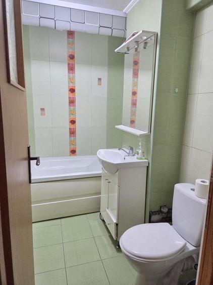 Apartament cu 2 camere decomandat în Republicii