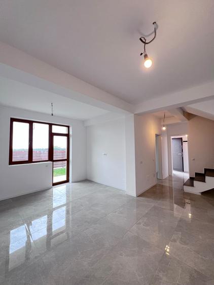 Duplex cu 5 camere cu Canalizare în Bragadiru