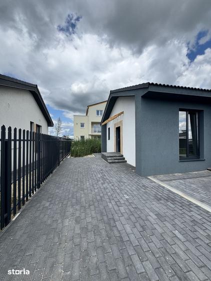Casă cu 3 camere cu Teren 300 Mp în Sânpetru