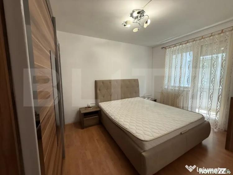 Apartament cu 3 camere semidecomandat în Micro 14