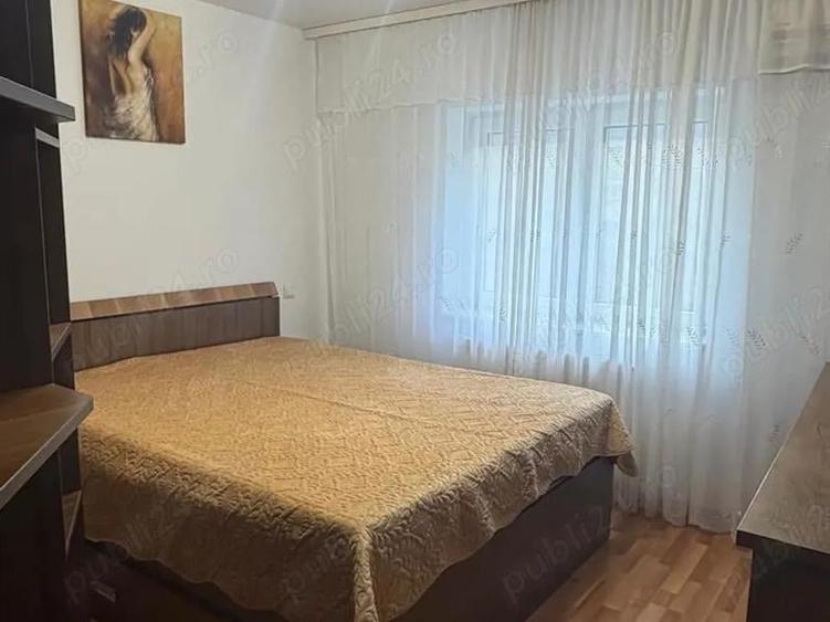 Apartament cu 3 camere decomandat în Obcini
