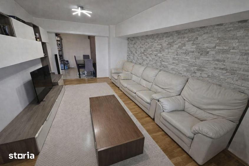 Apartament cu 3 camere decomandat în Decebal