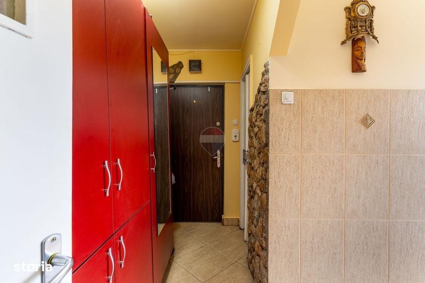 Apartament cu 3 camere semidecomandat în Grigorescu