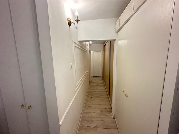 Apartament cu 3 camere decomandat, mobilat în Băneasa