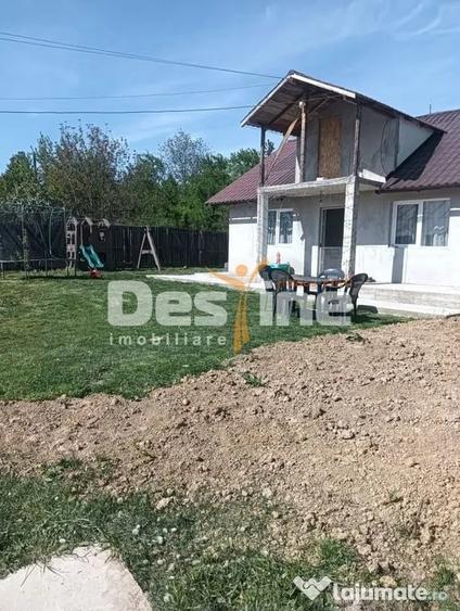 Casă cu 2 camere cu Teren 400 Mp în Pietrăria