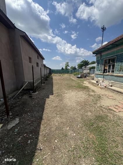 Casă cu 3 camere în Scurtești