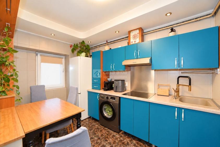 Apartament cu 3 camere decomandat, mobilat în Dacia