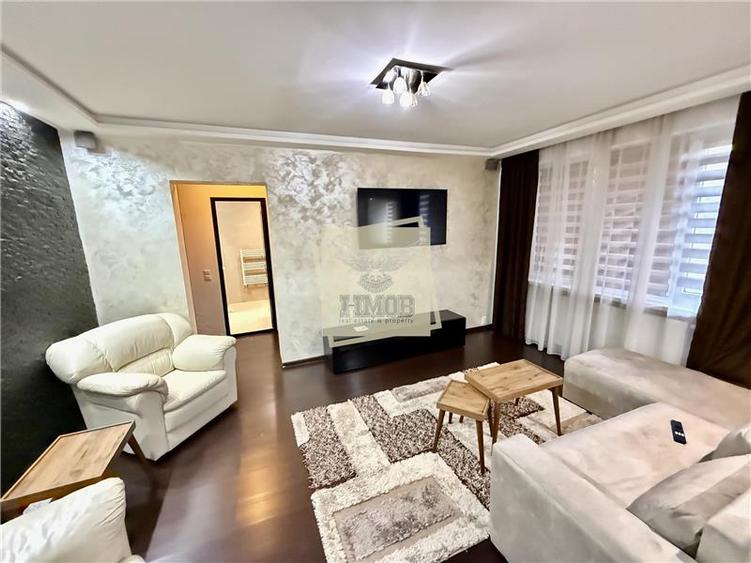 Apartament cu 2 camere semidecomandat, mobilat în Central