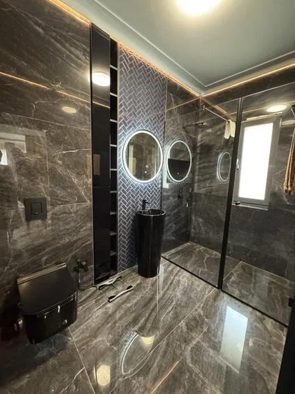 Duplex cu 4 camere cu Canalizare în Florești