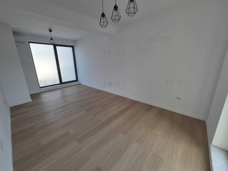 Casă individuală cu 6 camere cu Canalizare în Tineretului