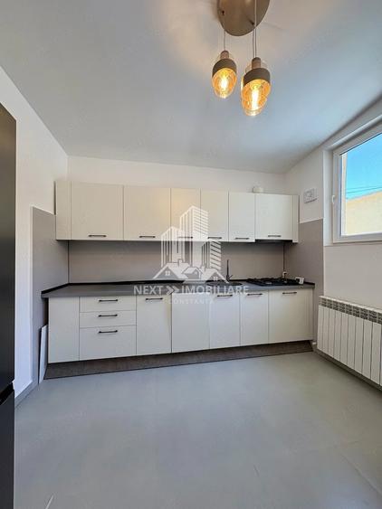 Casă cu 4 camere cu Teren 260 Mp în Casa de Cultură