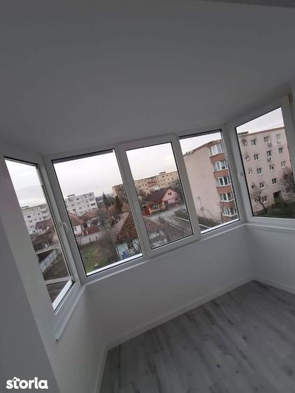 Apartament cu 2 camere decomandat în Bartolomeu