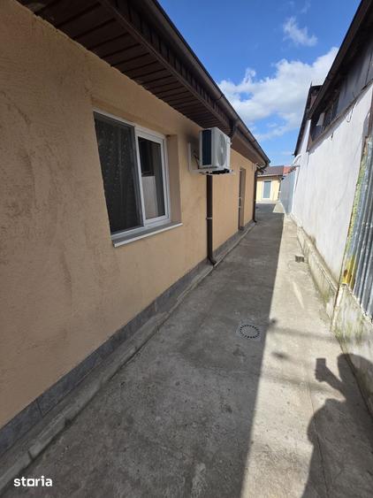 Casă cu 3 camere cu Teren 250 Mp în Central