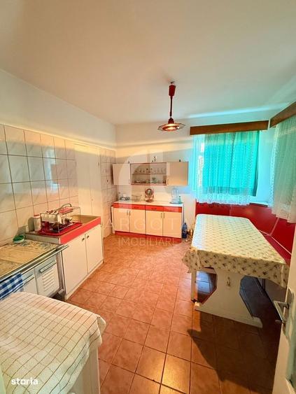Casă cu 3 camere în Viperești