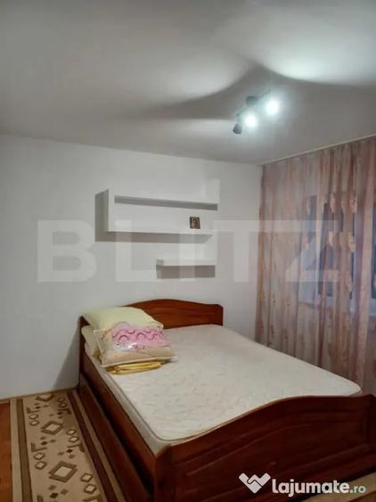Apartament cu 3 camere decomandat, mobilat în Obcini