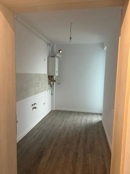 Apartament cu 2 camere decomandat în Girocului