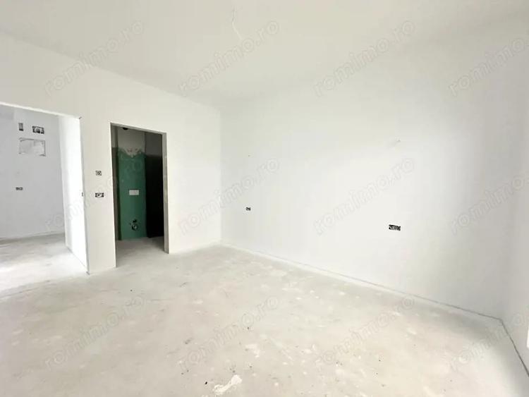 Apartament cu 3 camere decomandat în Dumbrăvița