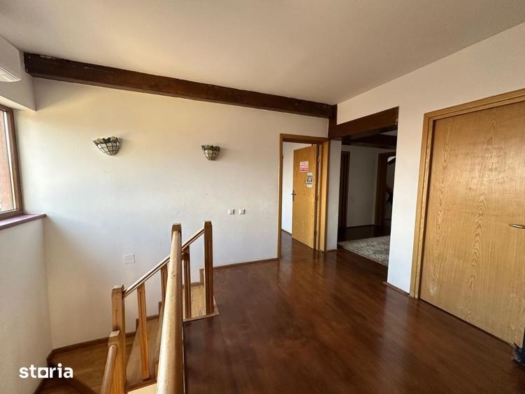 Casă cu 4 camere cu Teren 1400 Mp în Snagov