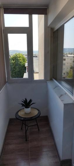 Garsonieră decomandată în Prundu