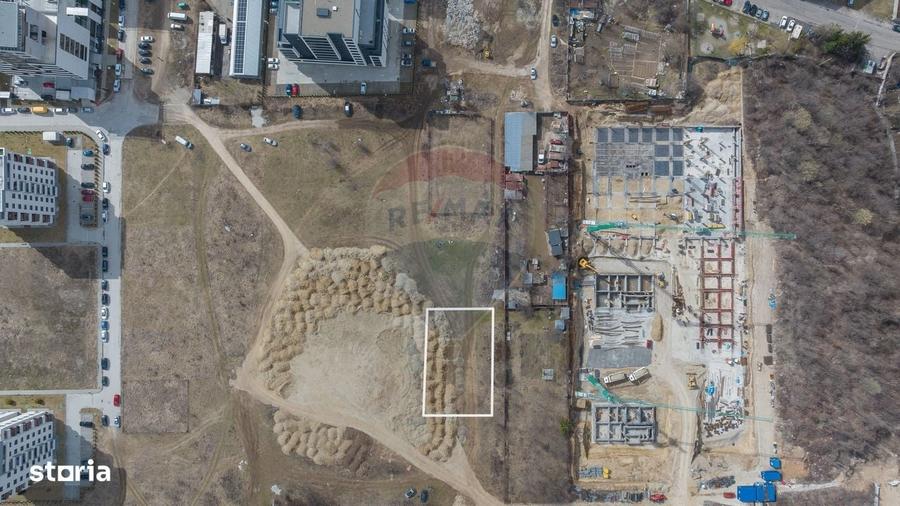 Teren intravilan de vanzare in Noua 900 mp - Comision 0 - 2