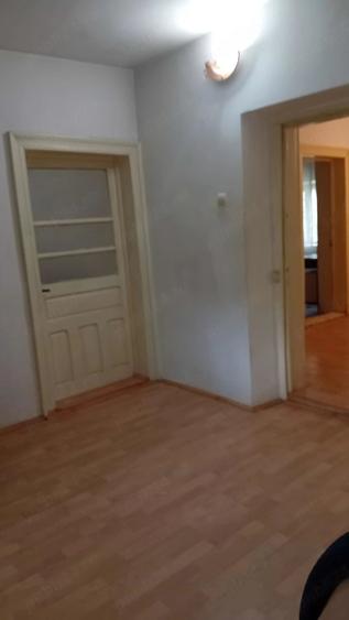 Casă cu 3 camere cu Teren 1250 Mp în Valea Stanciului