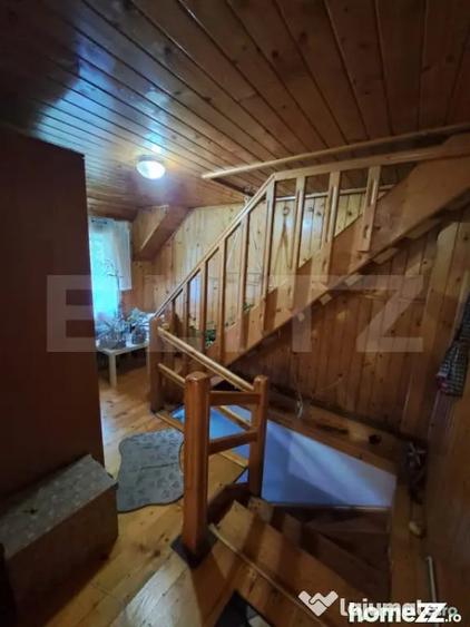 Casă cu 4 camere cu Teren 1209 Mp în Moieciu
