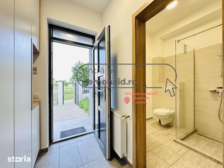 Casă cu 5 camere cu Teren 250 Mp în Dumbrăvița