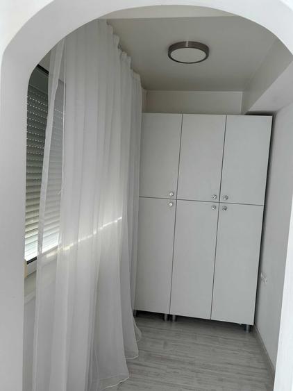 Apartament cu 2 camere, mobilat în Central