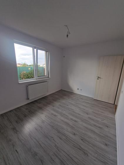 Casă cu 3 camere cu Canalizare în Măgurele