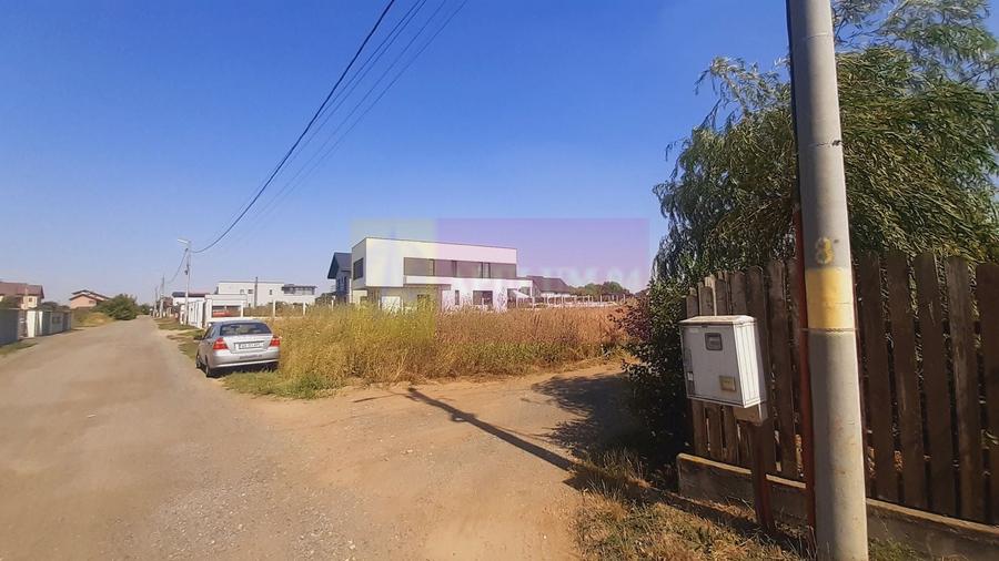 Teren Construcții intravilan de 4715 mp, în Brănești