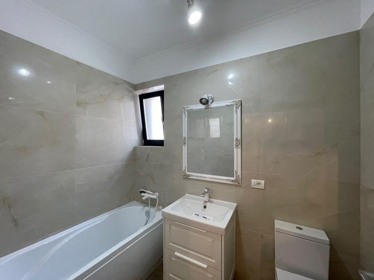 Duplex cu 4 camere cu Canalizare în Covaci