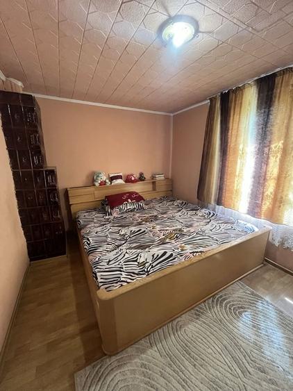 Casă cu 4 camere cu Teren 1000 Mp în Țuglui