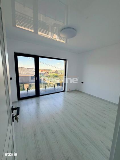 Casă cu 4 camere decomandat cu Teren 300 Mp în Rediu