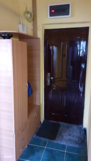 Garsonieră decomandată, mobilată în Calarași 4