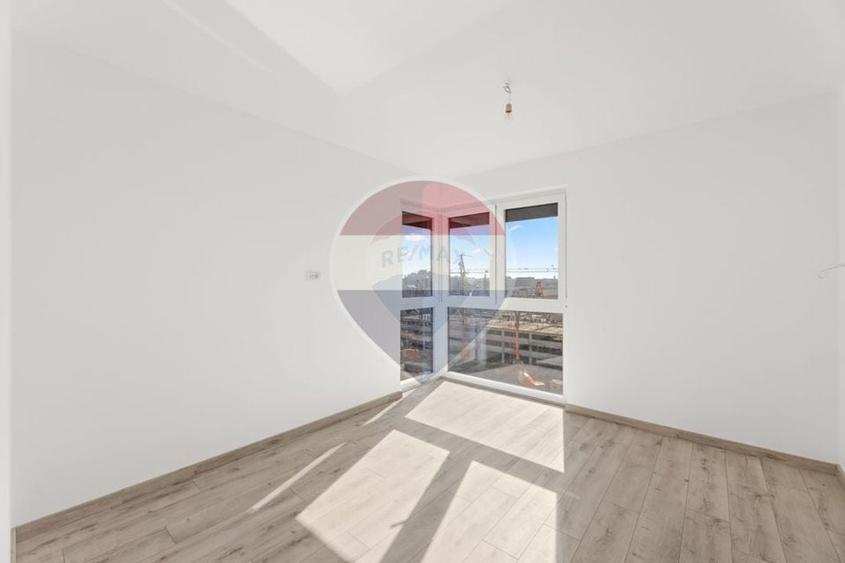 Apartament cu 3 camere decomandat în UTA