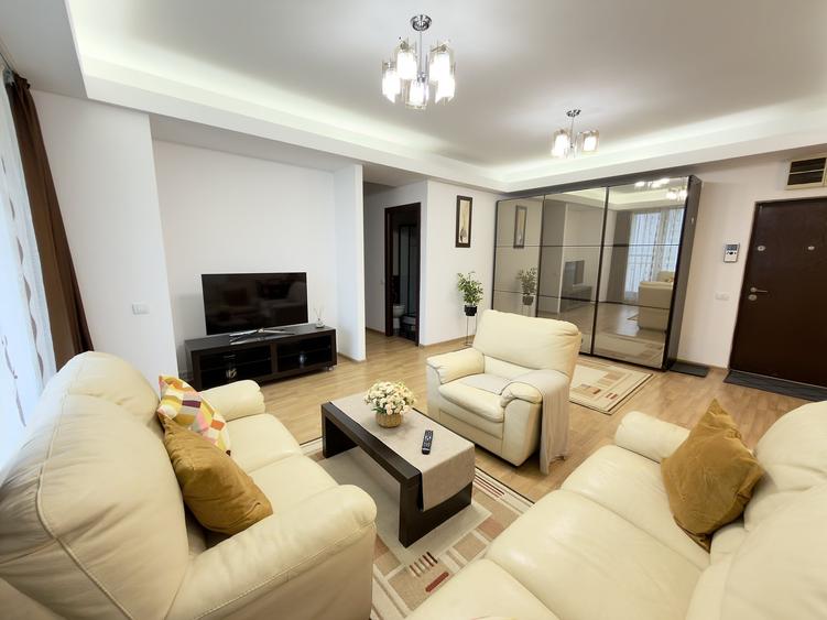 Apartament cu 4 camere semidecomandat, mobilat în Aviației