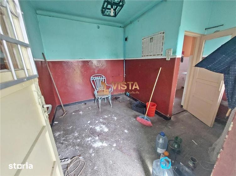 Casă cu 1 camere cu Teren 216 Mp în Centrul Civic