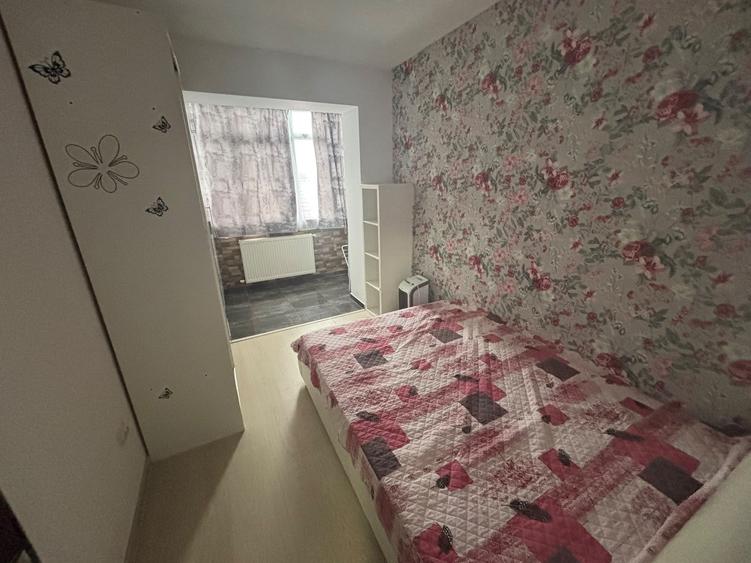 Apartament cu 2 camere semidecomandat în Valea Adâncă