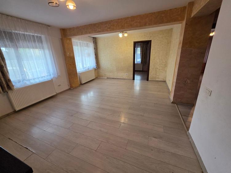 Apartament cu 3 camere semidecomandat în Nicolae Grigorescu