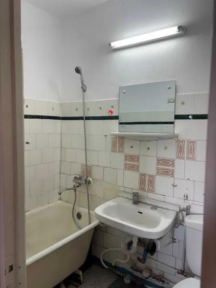 Apartament 2 camere decomandat, Micro 19, izolat, liber - 4