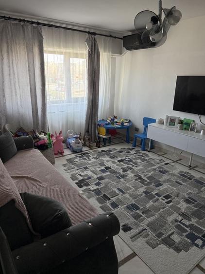 Vanzare Apartament 3 Camere cu Balcon, Etaj 1 Dacia, Constanta - 5