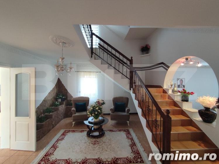 Casă cu 6 camere cu Teren 2000 Mp în Rădăuți
