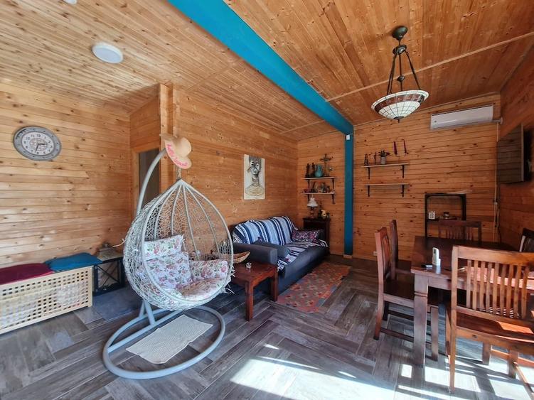 Casă cu 3 camere cu Teren 1000 Mp în Pecineaga