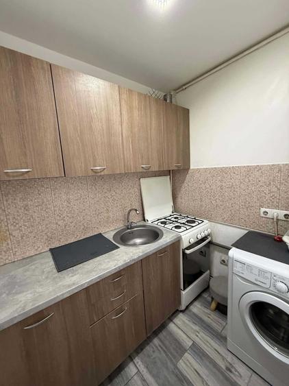 Apartament cu 2 camere nedecomandat în Central