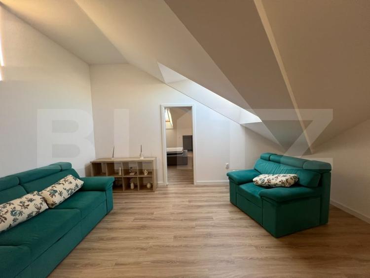 Apartament cu 2 camere semidecomandat, mobilat în Florești