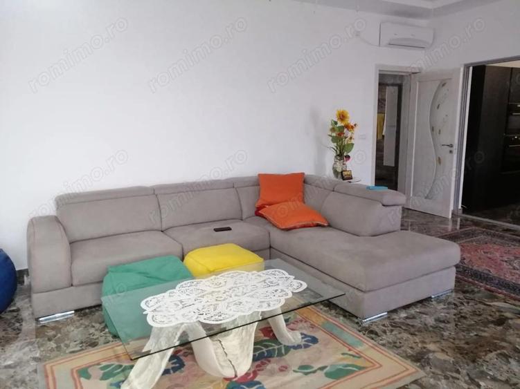Casă cu Teren 2000 Mp în Vădeni
