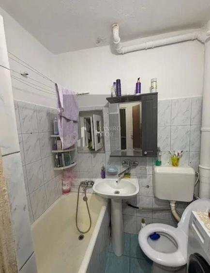 Ap. 2 camere decomandat etaj.3 - Str. Alunisului/ Brancoveanu -Sector4 - 7