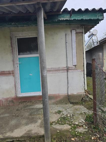 Casă cu 3 camere cu Teren 400 Mp în Mărculești