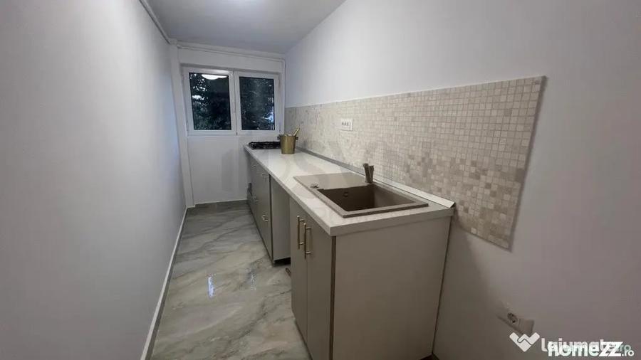 Apartament cu 3 camere decomandat în Floreasca