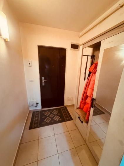 Apartament cu 2 camere decomandat în Mărăței